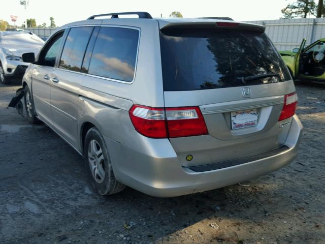 5FNRL38655B055254 - 2005 HONDA ODYSSEY EX SILVER photo 3