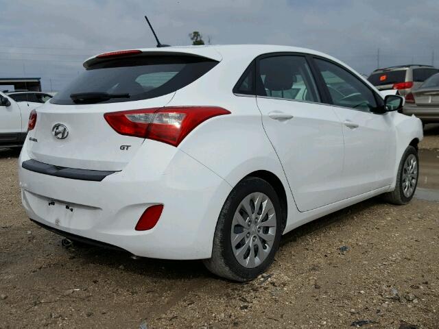 KMHD35LH8GU318423 - 2016 HYUNDAI ELANTRA GT WHITE photo 4