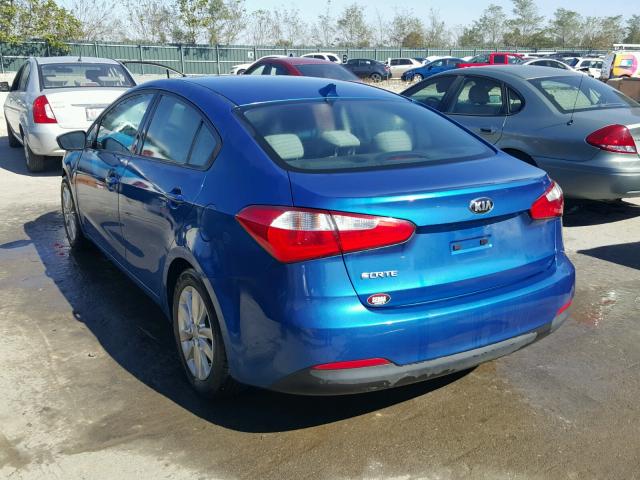 KNAFX4A69E5205355 - 2014 KIA FORTE LX BLUE photo 3