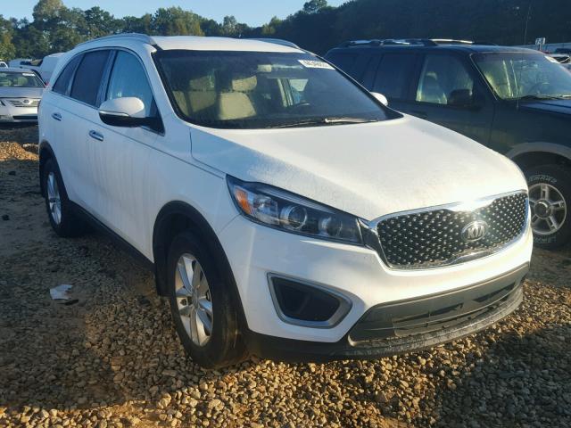 5XYPG4A37GG098071 - 2016 KIA SORENTO LX WHITE photo 1