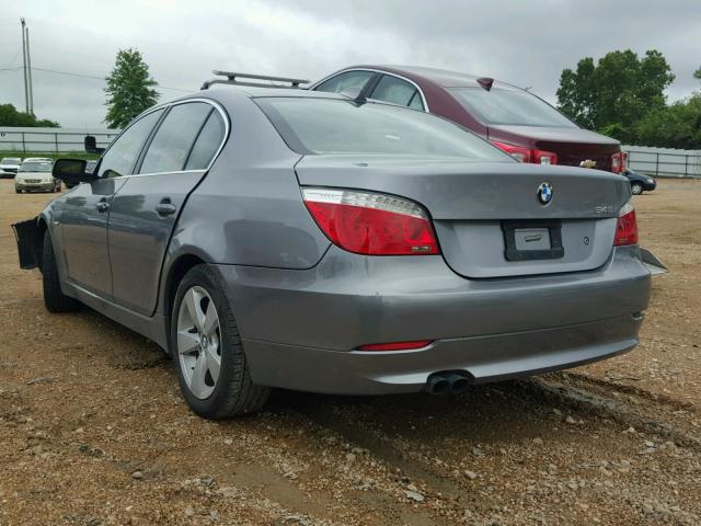 WBANV13578CZ59830 - 2008 BMW 528 XI GRAY photo 3