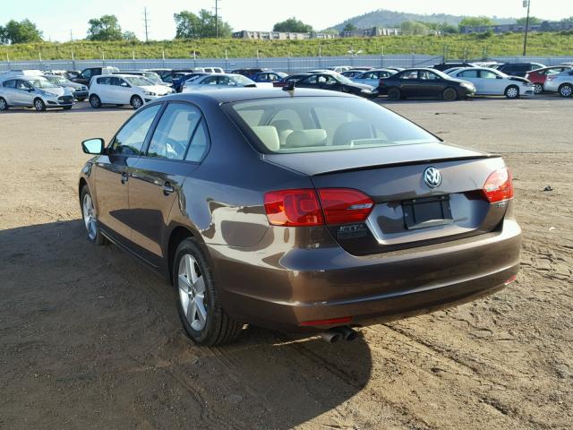 3VWLL7AJ2CM333738 - 2012 VOLKSWAGEN JETTA TDI BROWN photo 3