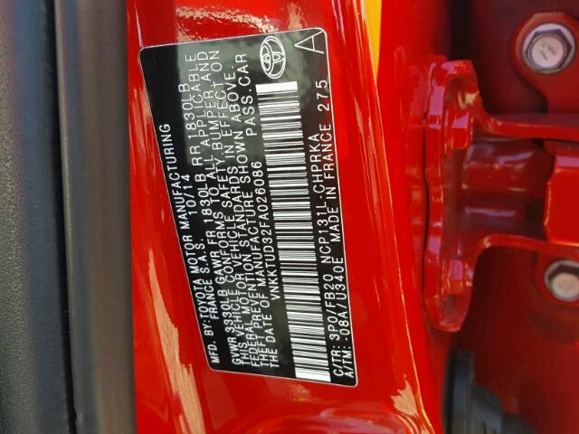 VNKKTUD32FA026086 - 2015 TOYOTA YARIS RED photo 10