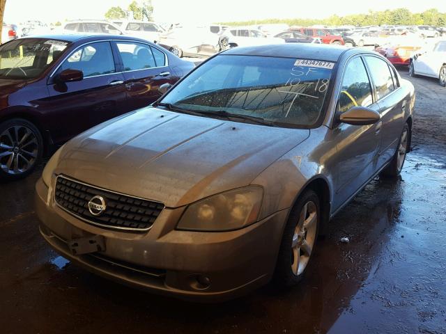 1N4BL11D85N429569 - 2005 NISSAN ALTIMA SE GRAY photo 2