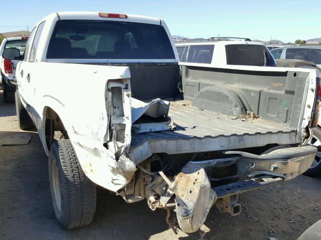 1GTHK23284F267718 - 2004 GMC SIERRA K25 WHITE photo 3