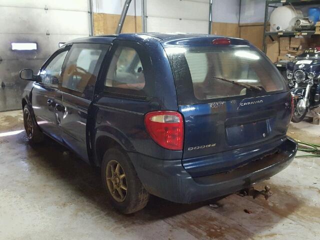 1B4GP15B22B636319 - 2002 DODGE CARAVAN BLUE photo 3