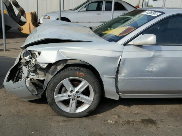 2T1CG22P5YC341491 - 2000 TOYOTA CAMRY SOLA SILVER photo 9