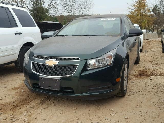 1G1PA5SH9E7208994 - 2014 CHEVROLET CRUZE LS GREEN photo 2