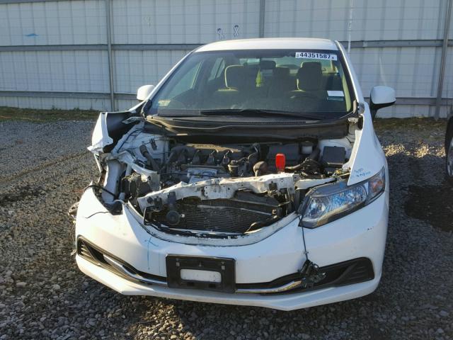 19XFB2F59DE259795 - 2013 HONDA CIVIC LX WHITE photo 9