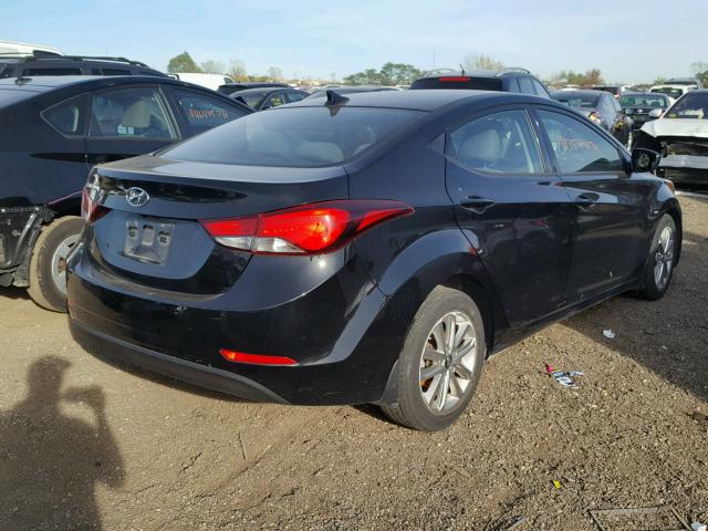 5NPDH4AEXFH581692 - 2015 HYUNDAI ELANTRA SE BLACK photo 4