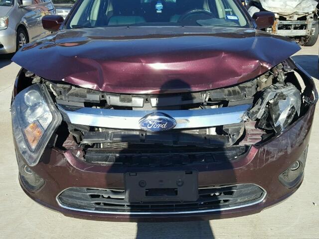 3FAHP0HA3BR263880 - 2011 FORD FUSION SE BURGUNDY photo 9