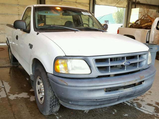 1FTRF27L6WKA51730 - 1998 FORD F250 WHITE photo 1