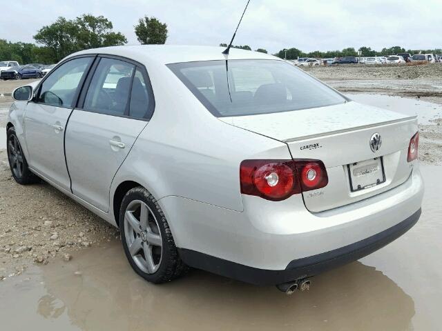 3VWRZ7AJ5AM152364 - 2010 VOLKSWAGEN JETTA SILVER photo 3