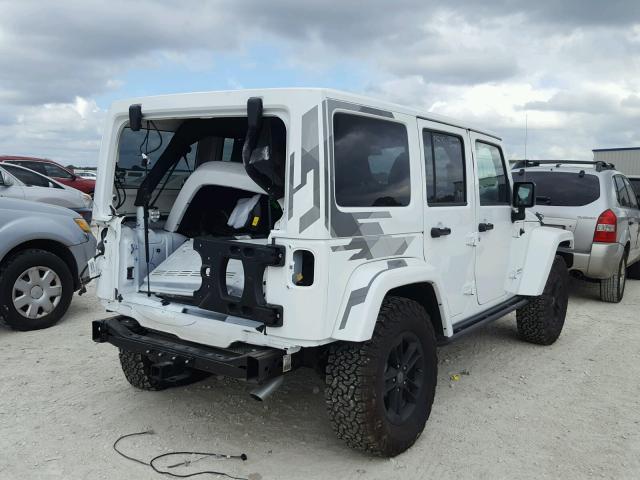 1C4HJWEG5HL566562 - 2017 JEEP WRANGLER U WHITE photo 4