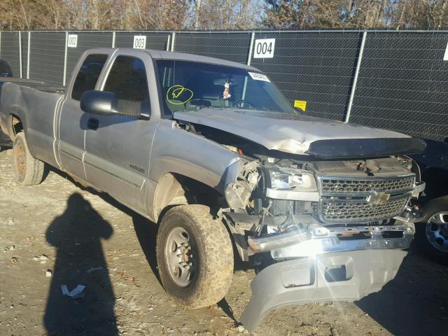 1GCHC29U05E173572 - 2005 CHEVROLET SILVERADO SILVER photo 1