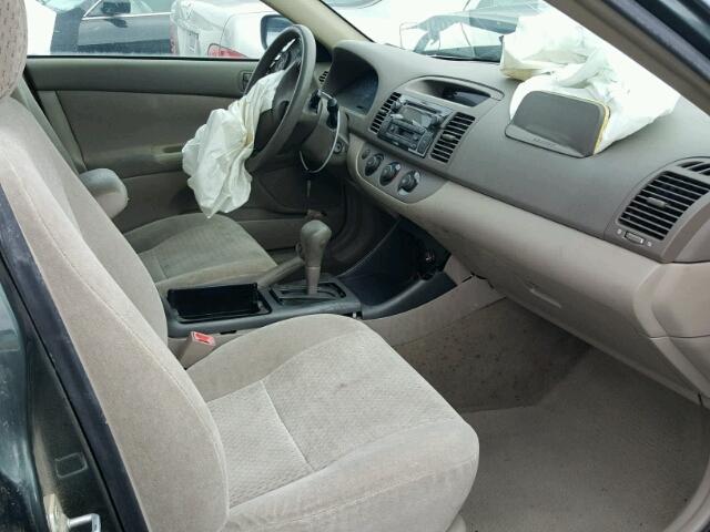 JTDBE32K120062665 - 2002 TOYOTA CAMRY LE მწვანე ფოტო 5