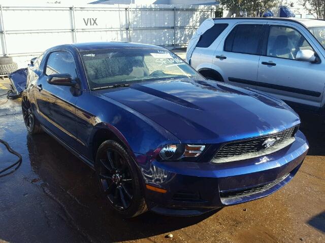 1ZVBP8AM7C5220549 - 2012 FORD MUSTANG BLUE photo 1