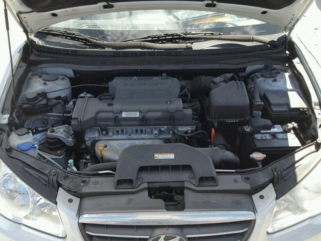 KMHDU46D59U588194 - 2009 HYUNDAI ELANTRA GL SILVER photo 7