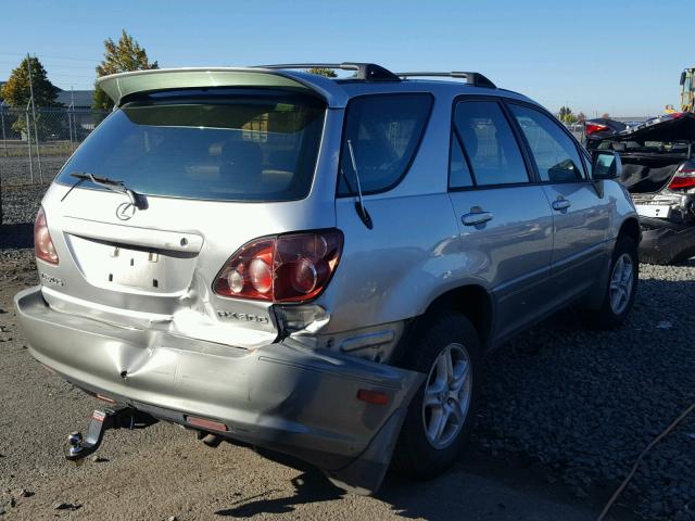 JT6GF10U0Y0072101 - 2000 LEXUS RX 300 SILVER photo 4