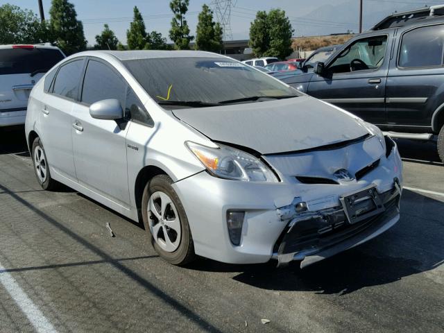 JTDKN3DU2D5595631 - 2013 TOYOTA PRIUS 银色 照片 1