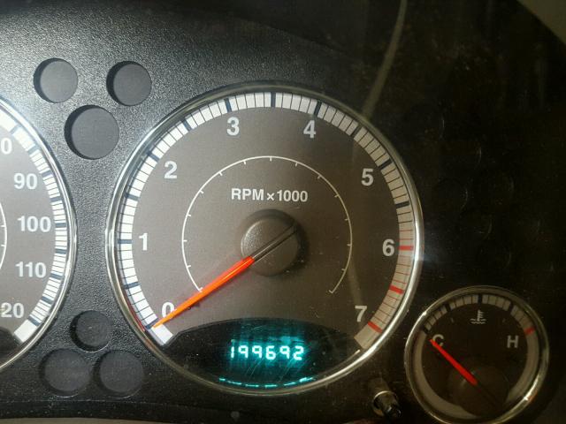 1J4GL58K76W294165 - 2006 JEEP LIBERTY LI BLUE photo 8