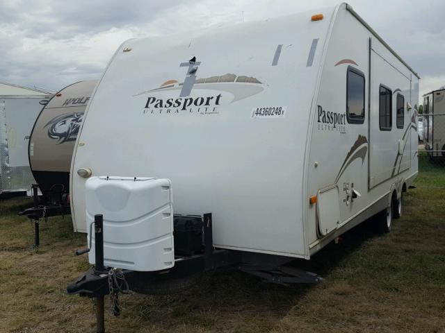 4YDT2452786410549 - 2008 KEYSTONE PASSPORT WHITE photo 2