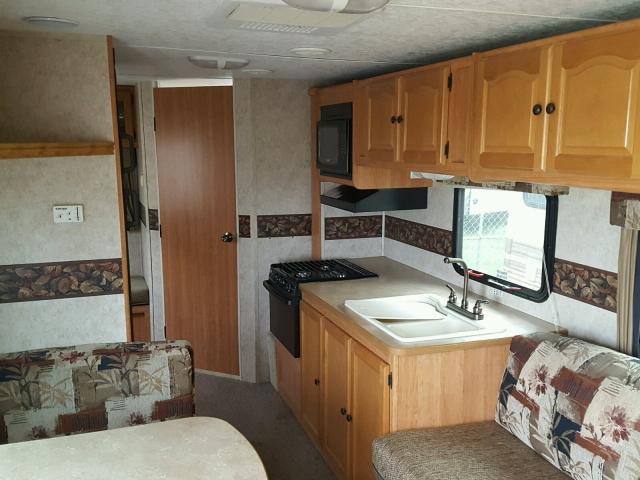 4YDT2452786410549 - 2008 KEYSTONE PASSPORT WHITE photo 6