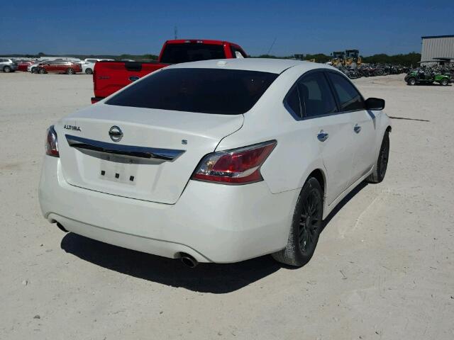 1N4AL3AP0FN333891 - 2015 NISSAN ALTIMA 2.5 WHITE photo 4