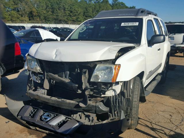 5N1AN08U56C515267 - 2006 NISSAN XTERRA WHITE photo 2