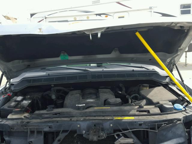 5N1AA08A84N725316 - 2004 NISSAN ARMADA SILVER photo 7