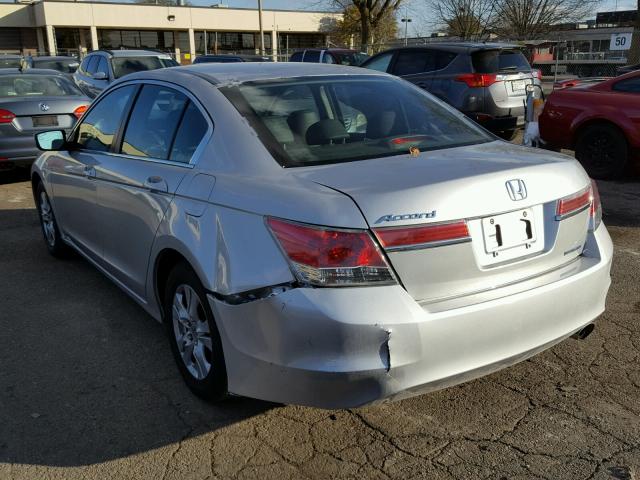 1HGCP2F63BA000279 - 2011 HONDA ACCORD SE SILVER photo 3