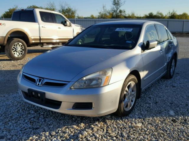 JHMCM56307C010762 - 2007 HONDA ACCORD SE SILVER photo 2