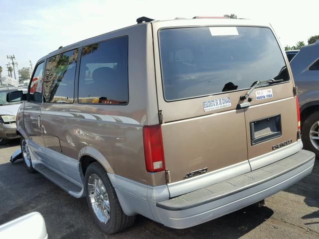 1GNDM19W7YB200917 - 2000 CHEVROLET ASTRO BROWN photo 3