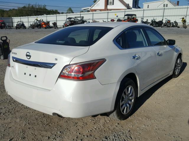 1N4AL3AP6FN314522 - 2015 NISSAN ALTIMA 2.5 WHITE photo 4