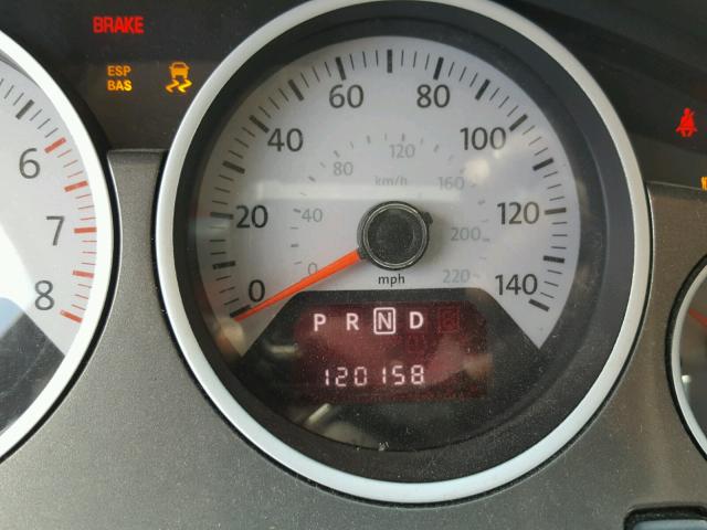 2V4RW4D15AR231098 - 2010 VOLKSWAGEN ROUTAN S GRAY photo 8