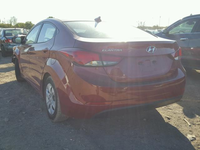 5NPDH4AE6GH732447 - 2016 HYUNDAI ELANTRA SE MAROON photo 3