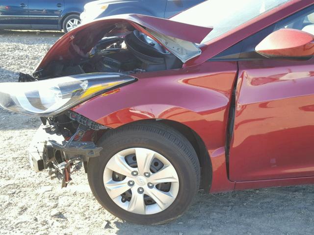 5NPDH4AE6GH732447 - 2016 HYUNDAI ELANTRA SE MAROON photo 9