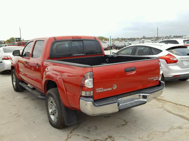 5TFJX4GN7DX018369 - 2013 TOYOTA TACOMA RED photo 3