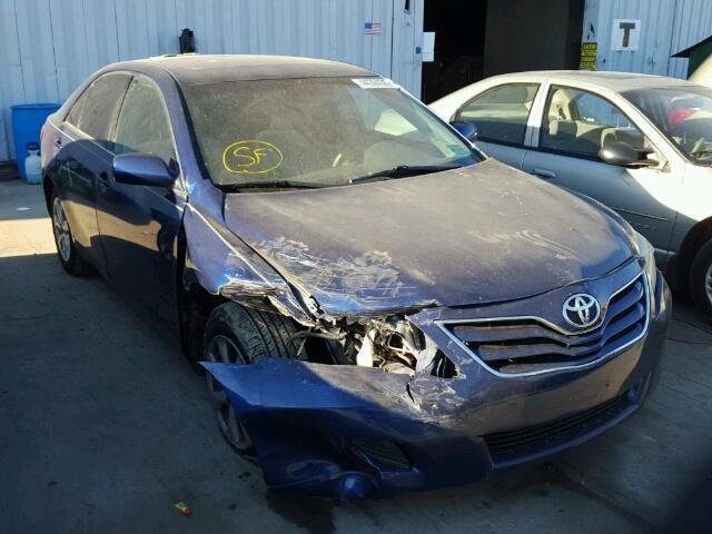 4T1BF3EK1BU609169 - 2011 TOYOTA CAMRY BLUE photo 1