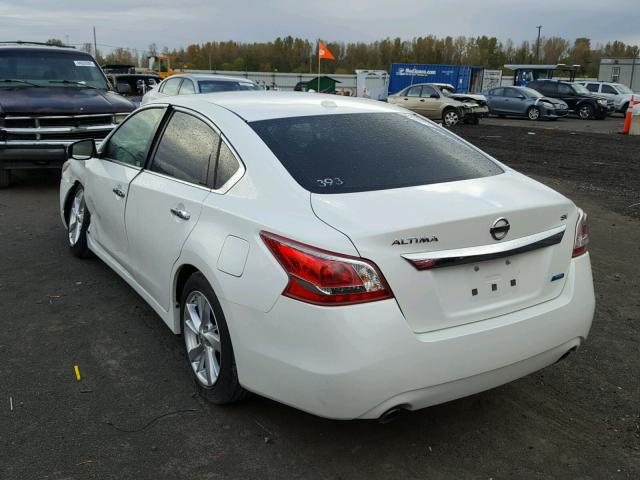 1N4AL3AP8DN441608 - 2013 NISSAN ALTIMA 2.5 WHITE photo 3