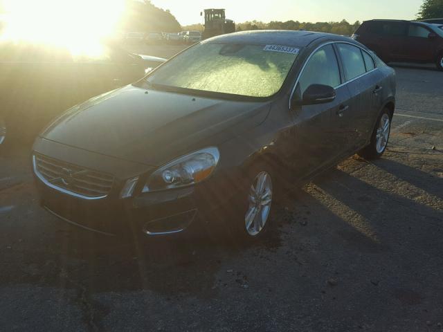 YV1612FS8D1211923 - 2013 VOLVO S60 CHARCOAL photo 2