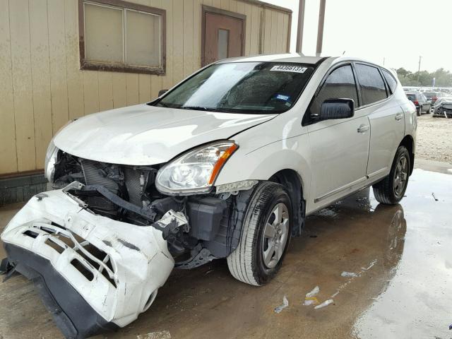 JN8AS5MT4DW537476 - 2013 NISSAN ROGUE S WHITE photo 2