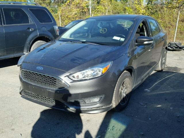 1FADP3F23GL342550 - 2016 FORD FOCUS SE GRAY photo 2