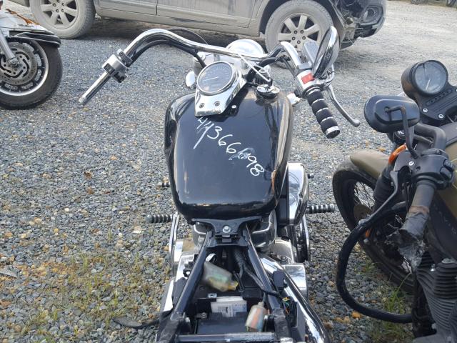 JH2RC50005M101462 - 2005 HONDA VT750 C BLACK photo 5