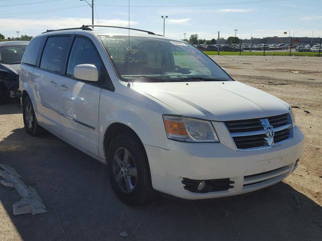 2D4RN5D11AR283611 - 2010 DODGE GRAND CARA WHITE photo 1