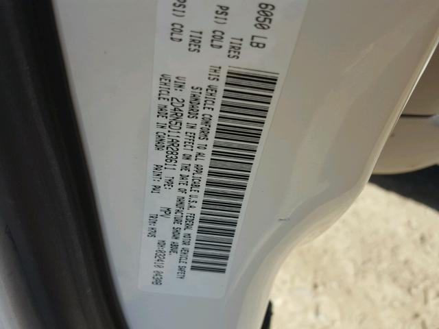 2D4RN5D11AR283611 - 2010 DODGE GRAND CARA WHITE photo 10