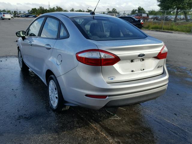 3FADP4AJ8GM207762 - 2016 FORD FIESTA S SILVER photo 3