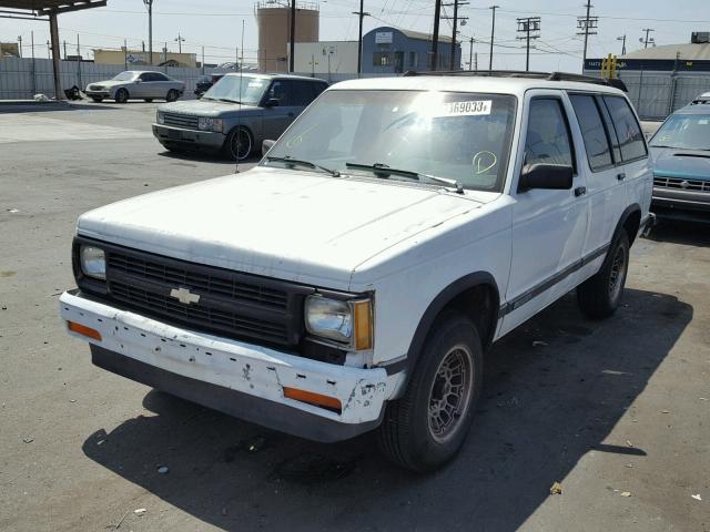 1GNCS13Z1M2325037 - 1991 CHEVROLET BLAZER S10 WHITE photo 2