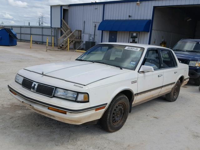 2G3AM5139J9409071 - 1988 OLDSMOBILE CUTLASS CI 白色 照片 2