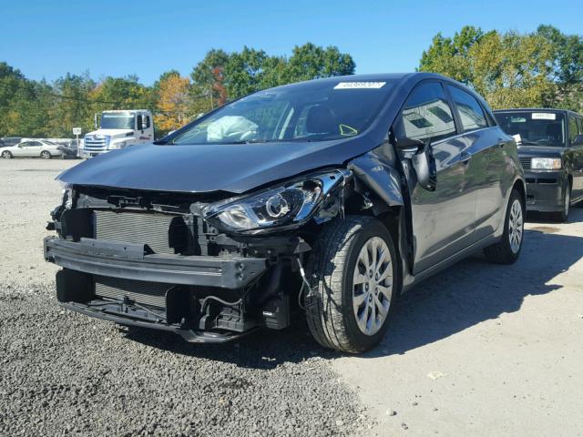 KMHD35LH8GU325761 - 2016 HYUNDAI ELANTRA GT GRAY photo 2